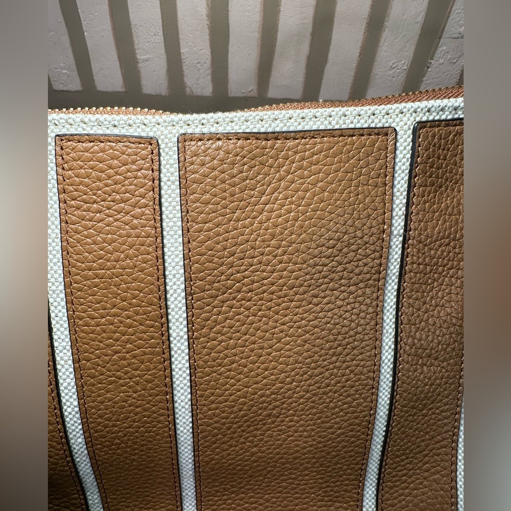 Michael Kors Canvas Purse Brooklyn - Picture 3 of 8